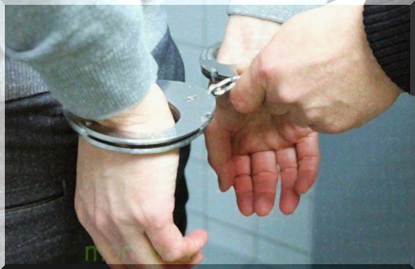 बैंकिंग : पूर्व बिटकॉइन एक्सचेंज ऑपरेटर गिरफ्तार: एसईसी ने उसे धोखाधड़ी के साथ आरोप लगाया